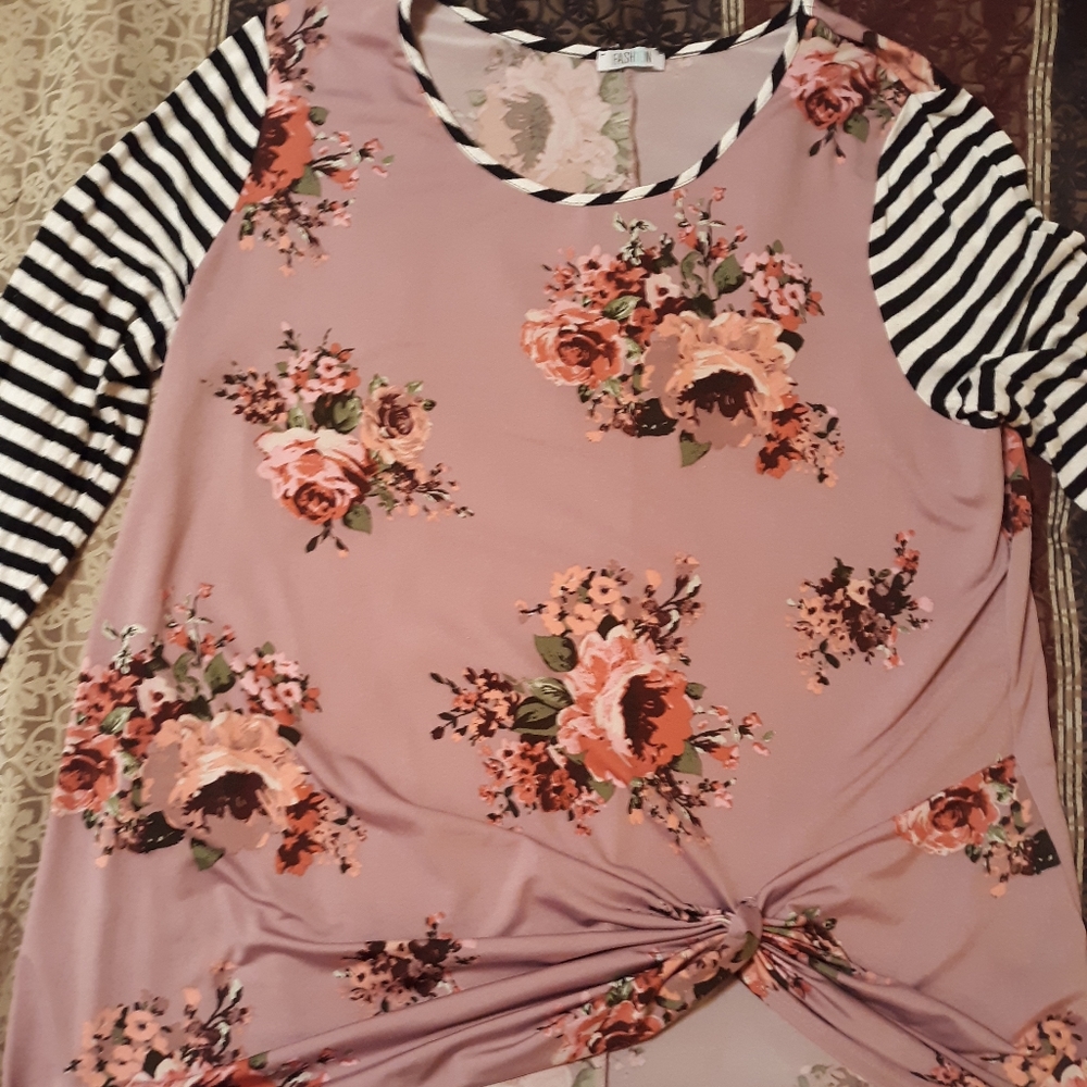 Knotted Floral Top
